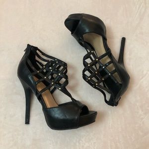 Wild Diva Black Heel Size 8